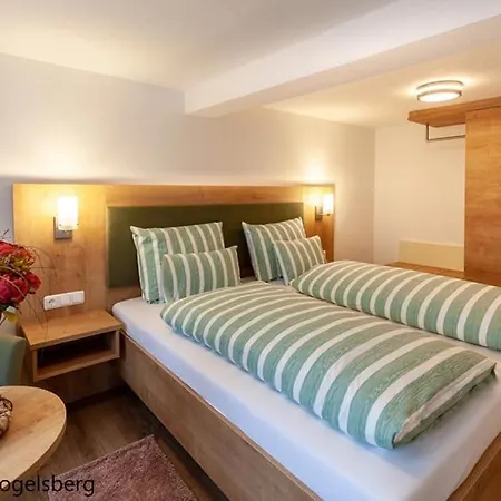Gaestehaus Zur Quelle Wächtersbach Extérieur photo