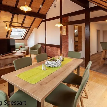Gaestehaus Zur Quelle Wächtersbach Extérieur photo
